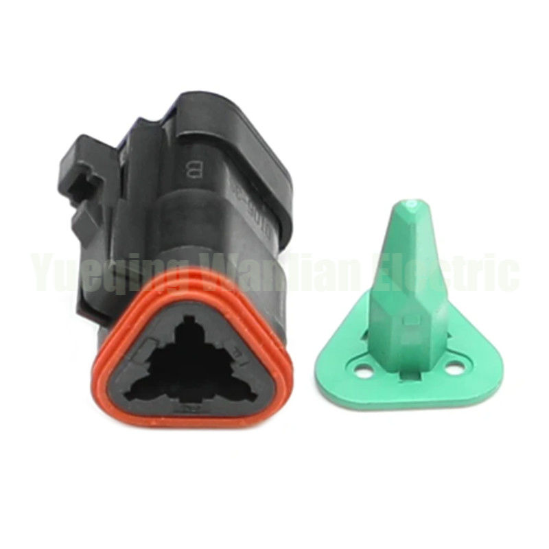 3 szpilki DEUTSCH Złącza samochodowe DT06-3S-E005 AT06-3S-EC01BLK