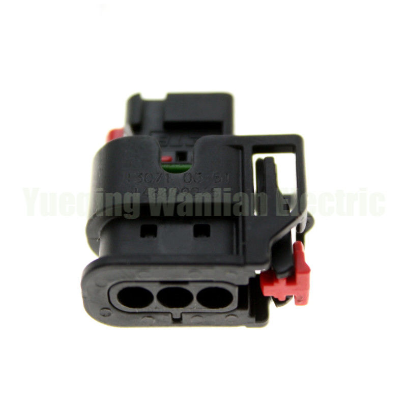 3 Pin 1488992-5 1.2 Series Auto Waterproof Plug AC Assembly Czarny kabel łącznika elektrycznego