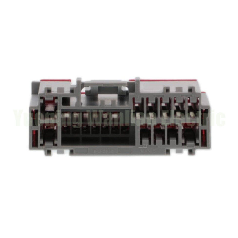 24 Pin 30700-1244 Automatyczny przewód elektryczny Niezamknięty złożony złącze AC montaż Akcesoria samochodowe gniazdo samochodowe