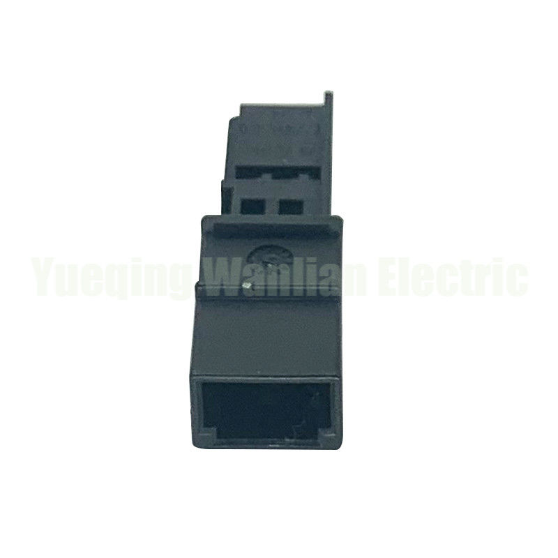 2 Pin 8E0972763 AC Zgromadzenie Auto Tweeter Audio Elektryczny złącze samochodowe Kabel gniazdowy Adaptator samochodowy