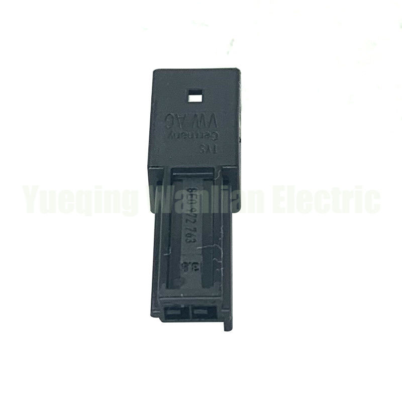 2 Pin 8E0972763 AC Zgromadzenie Auto Tweeter Audio Elektryczny złącze samochodowe Kabel gniazdowy Adaptator samochodowy