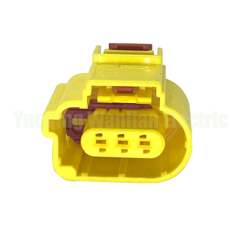 3 Pin 8V0973703 Zgromadzenie AC Samochodowe okablowanie gniazdkowo-przewodowe